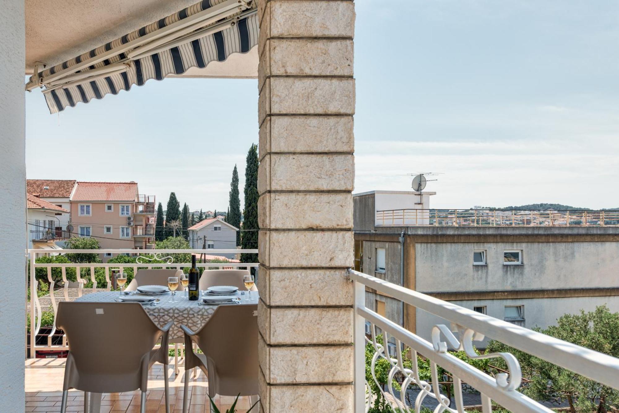 Villa Daniela Trogir Eksteriør bilde