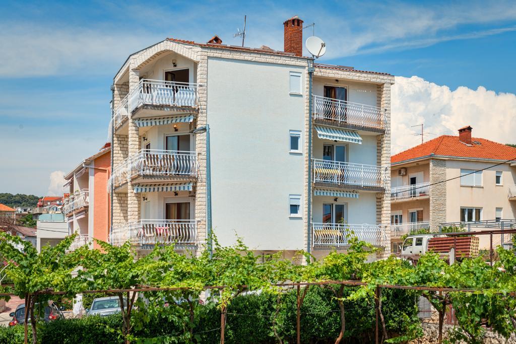 Villa Daniela Trogir Eksteriør bilde